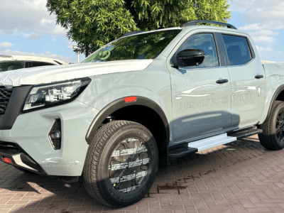 Nissan Navara YD25 Double Cabine 2.5L Diesel 190 CH 4WD PRO Automatique Transmission